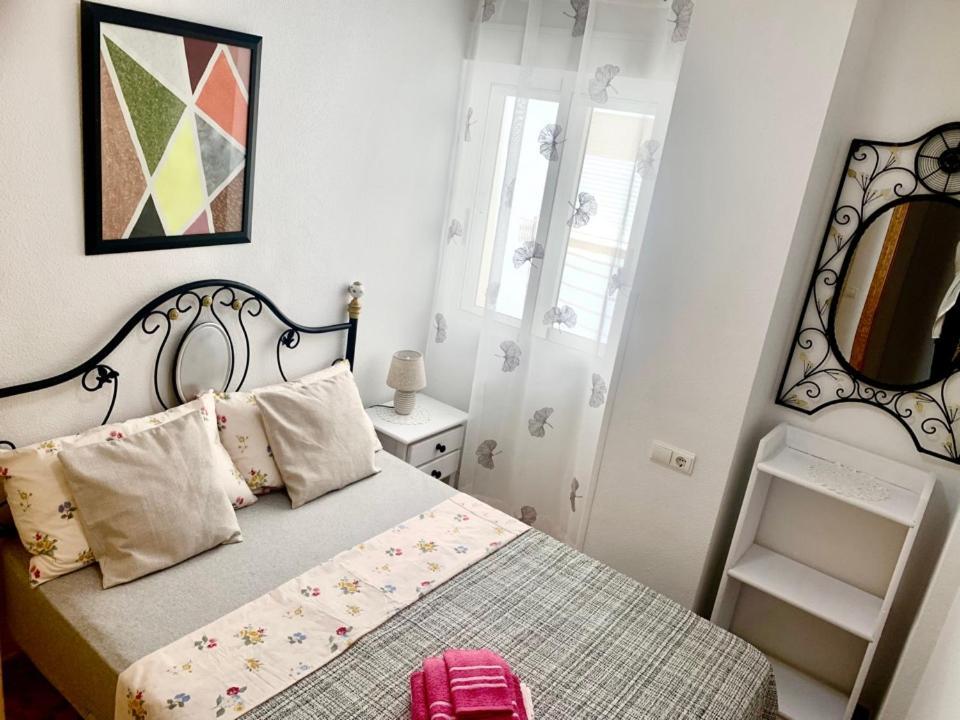 De Vacaciones Apartment Торевиеха Екстериор снимка
