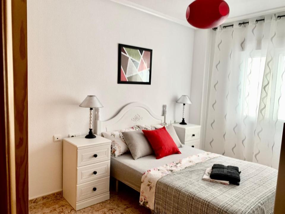 De Vacaciones Apartment Торевиеха Екстериор снимка