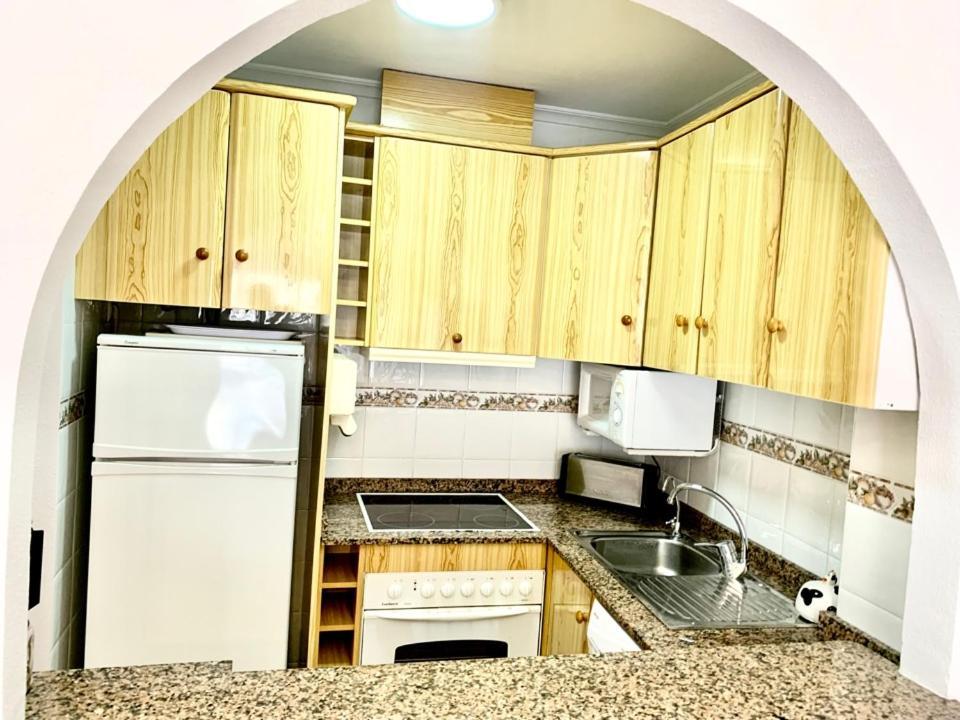 De Vacaciones Apartment Торевиеха Екстериор снимка
